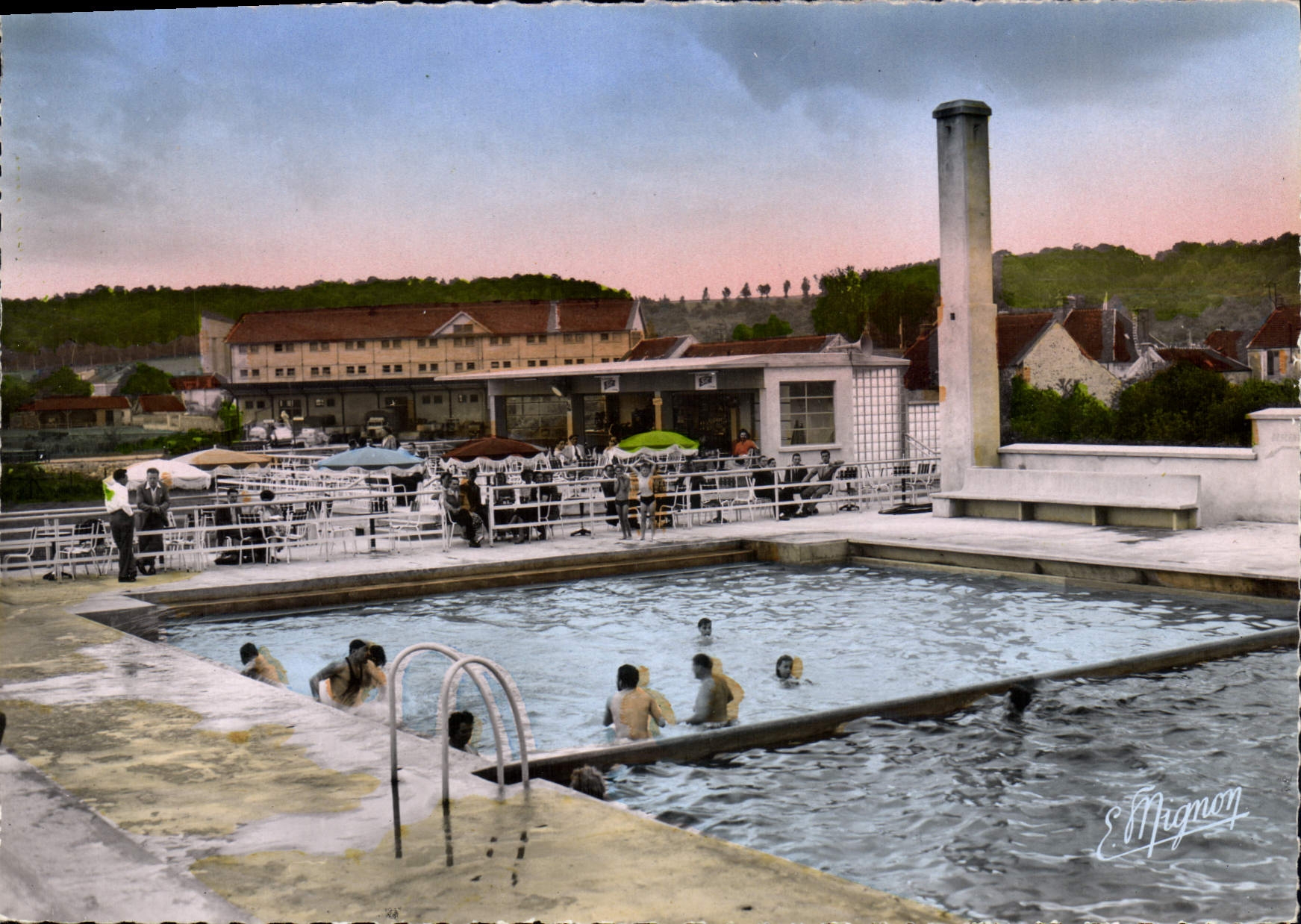 Coulommiers (S.-et-M) — La Piscine — Photo-Édition E. Mignon, n° 4930