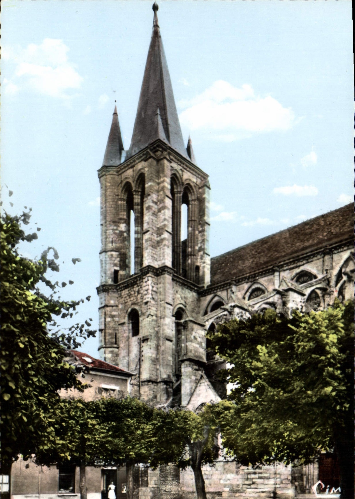 CPSM Brie Comte Robert (S et M) L'Eglise vue de la Place Gauthier