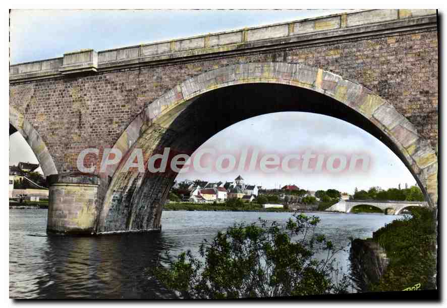 CPSM Trilport (S et M) La Ville vue du pont de Chemin de Fer