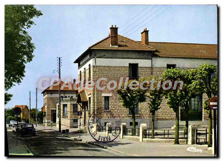 CPSM Villeparisis (S et M) Les ecoles et la rue Anatole France