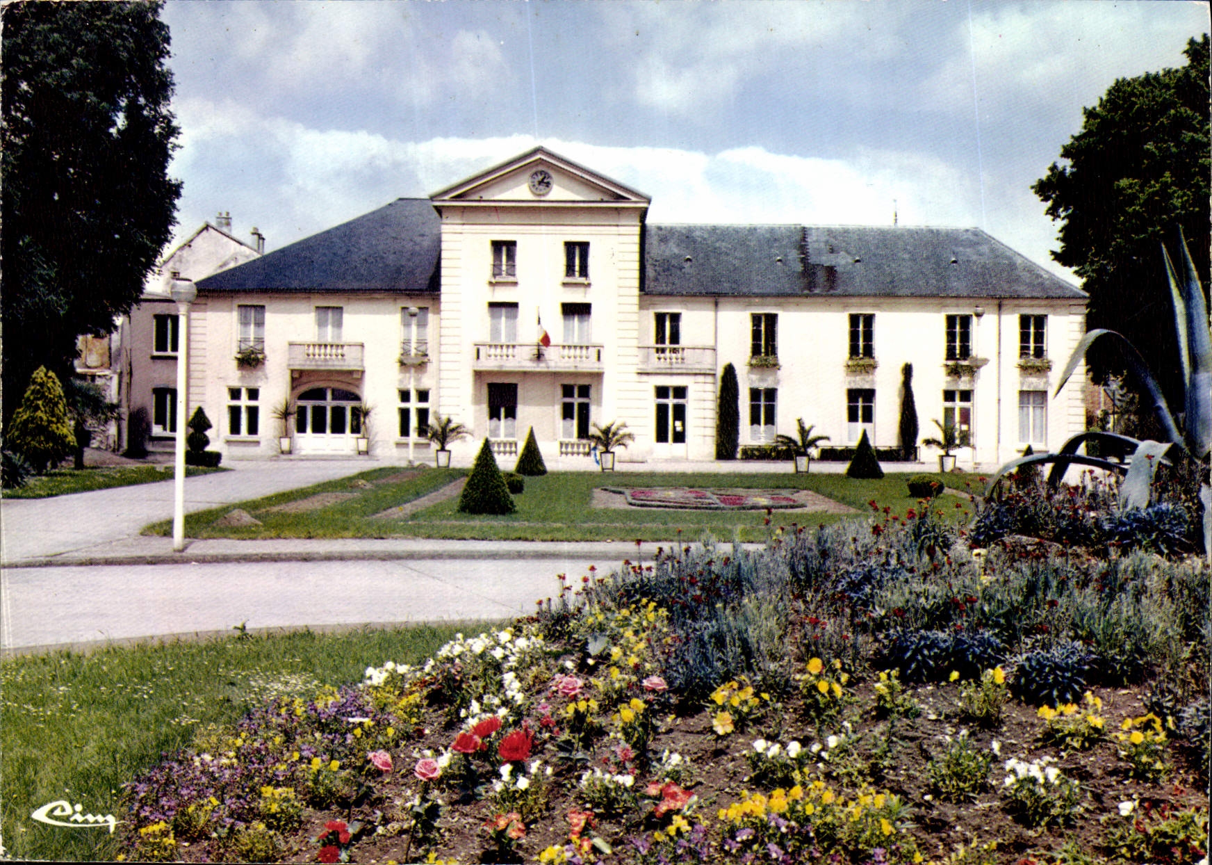 CPSM Chelles (S et M) L'Hotel de Ville