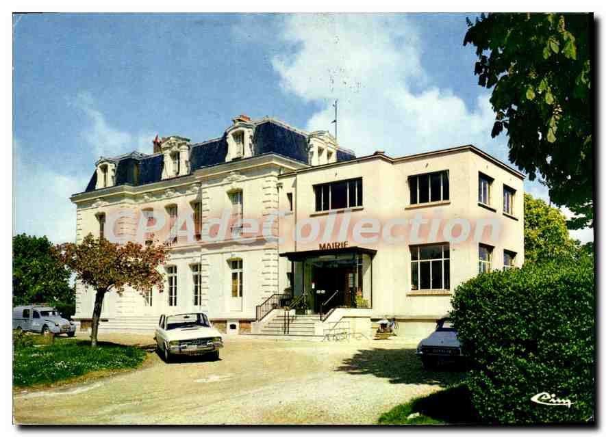 CPSM Combs la Ville (S et M) L'hotel de ville