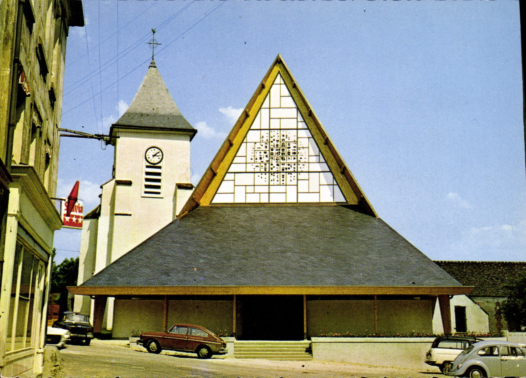 DAMEMART (S.-et-M.) — L'église — Éditions COULEURS NATURELLES