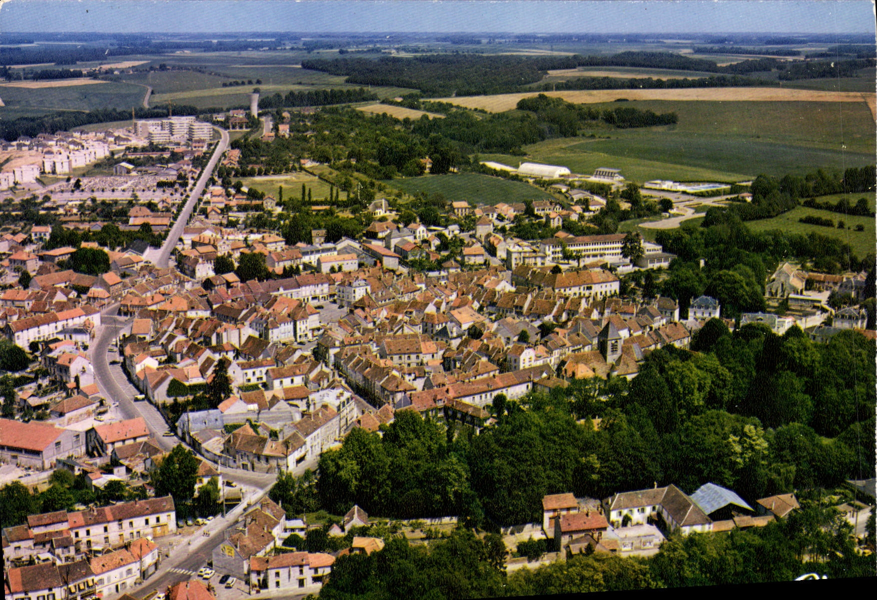 CPSM La Ferte Gaucher (S et M) Vue generale aerienne