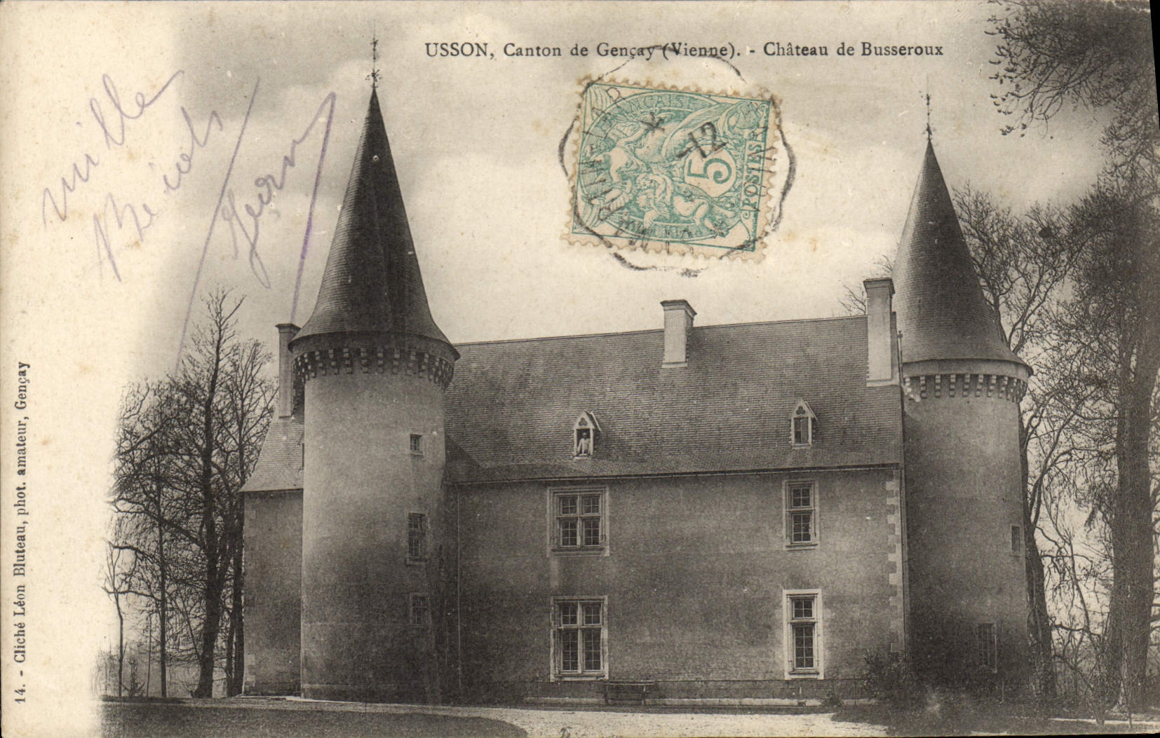 CPA Usson Canton de Gençay (Vienne) Chateau de Busseroux