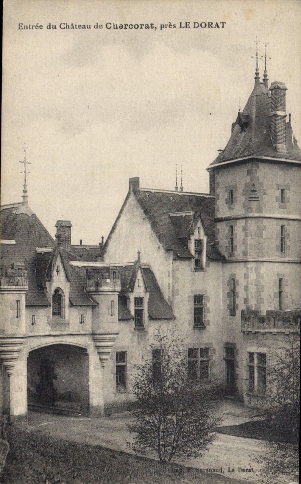CPA Entree du Chateau de Chercorat pres le Dorat