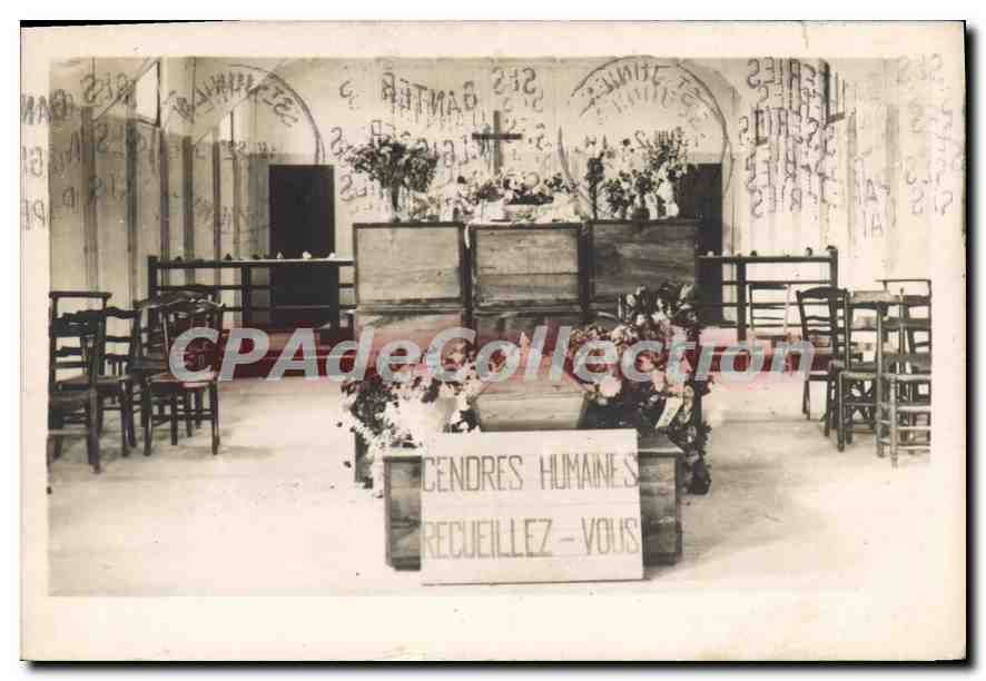 Cercueils dans la chapelle — Oradour-sur-Glane — Édité au bénéfice de l'A.N.F.M. d'Oradour-sur-Glane