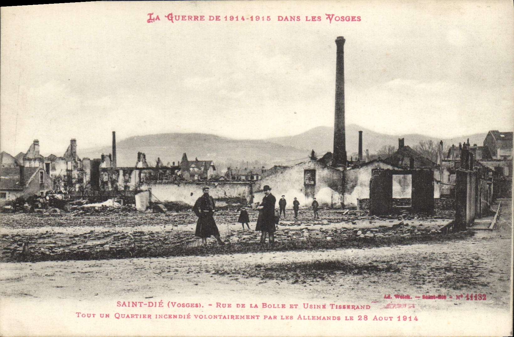 CPA La Guerre De Dans Les Vosges Saint Die Vosges Rue de la Bolle et Usine Tiserand 