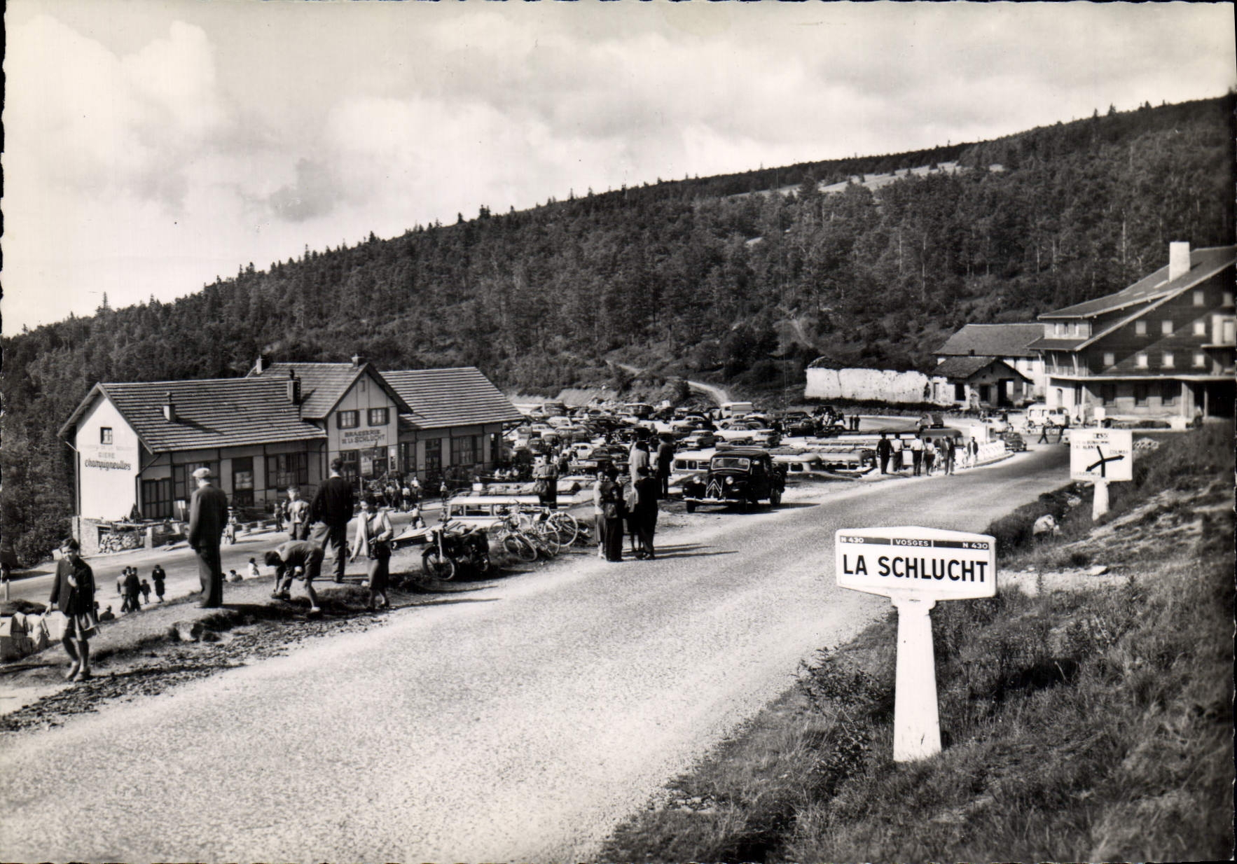 CPSM Les Vosges Pittoresques Le Col de la Schlucht 