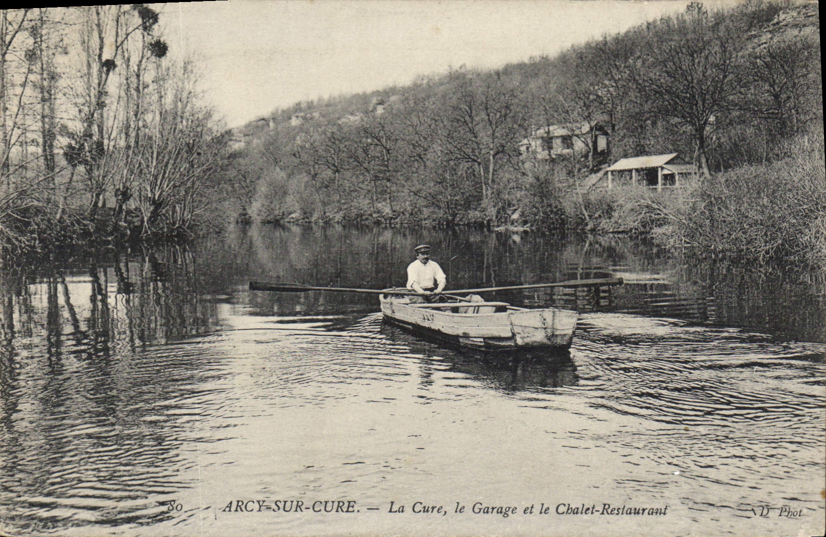 Arcy-sur-Cure — La Cure, le Garage et le Chalet-Restaurant — ND Phot