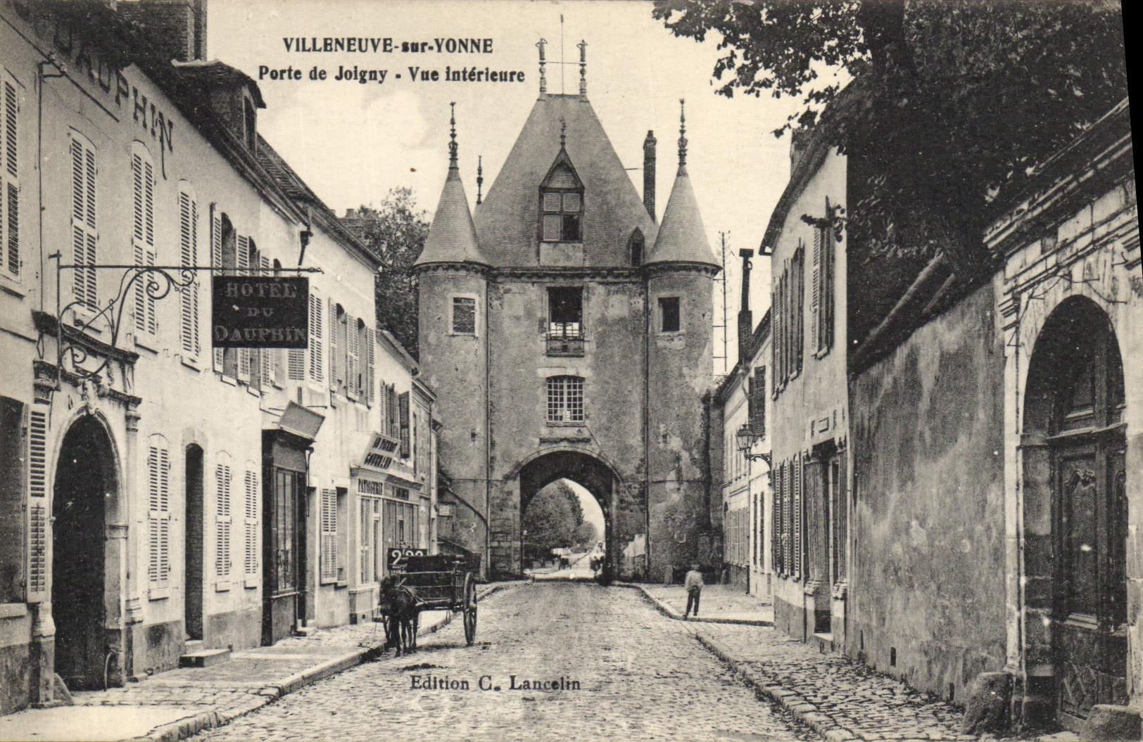 Villeneuve-sur-Yonne — Porte de Joigny - Vue intérieure — Édition G. Lancelin
