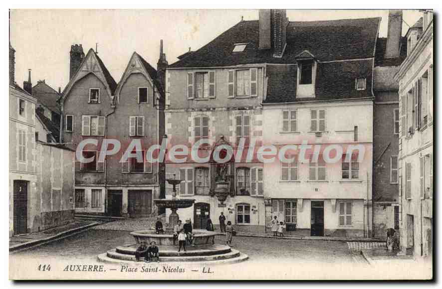 Auxerre — Place Saint-Nicolas — LL. n° 114