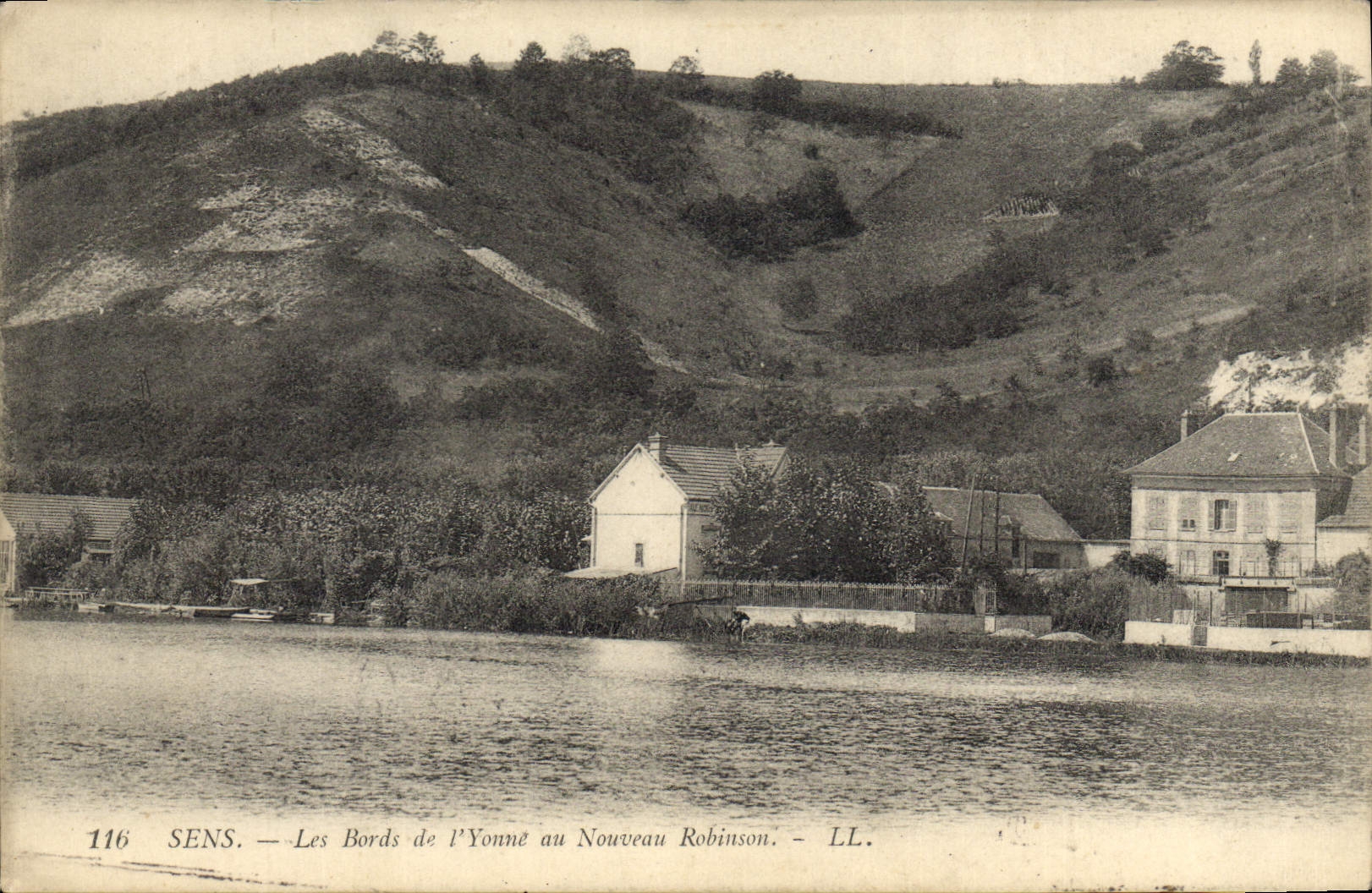 Sens — Les Bords de l'Yonne au Nouveau Robinson — LL. N° 116
