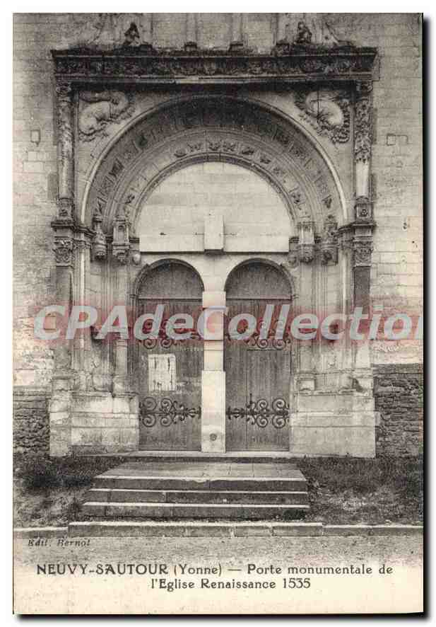 CPA Neuvy Sautour Yonne Porte monumentale de I'Eglise 