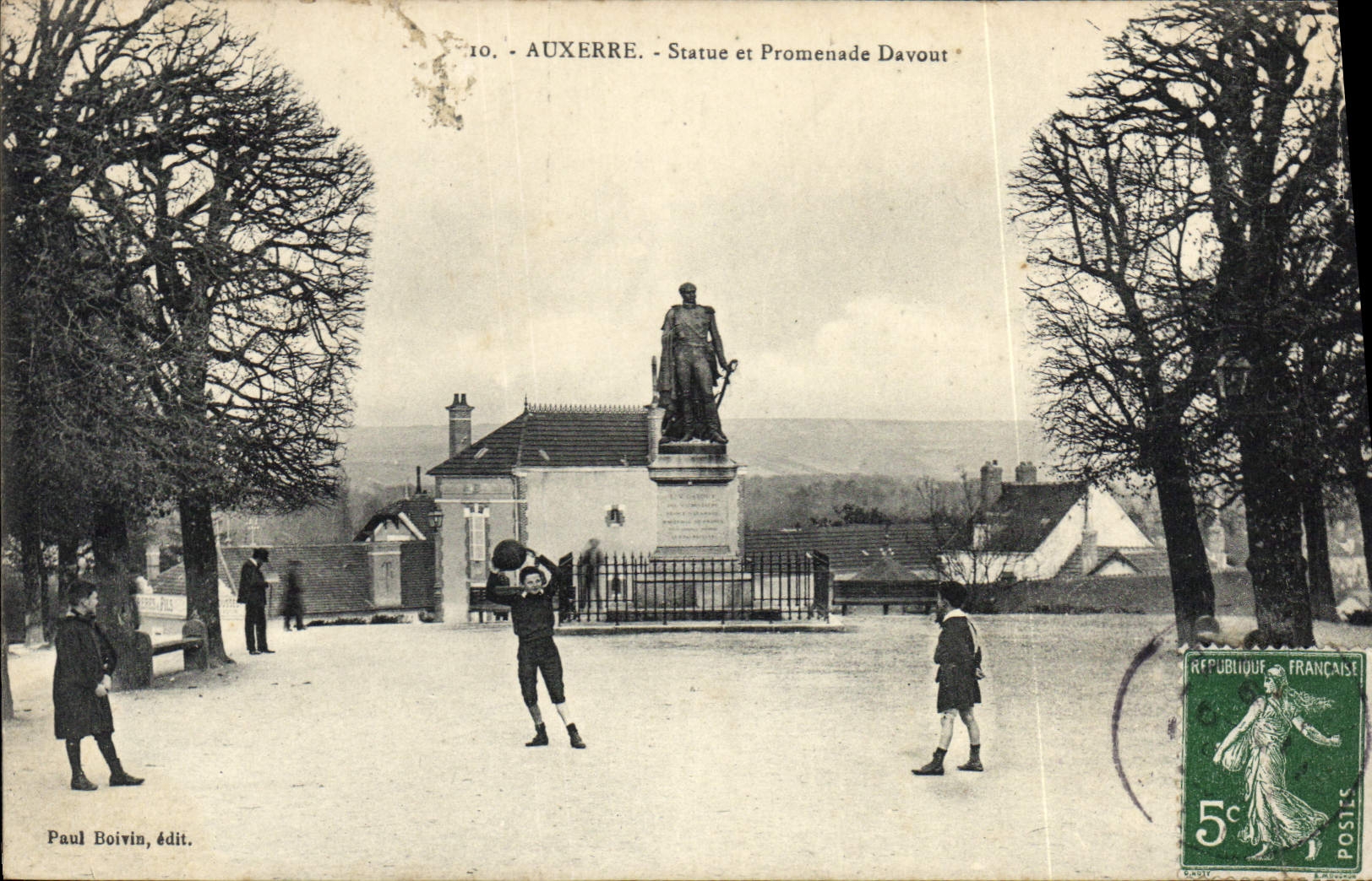 Auxerre - Statue et Promenade Davout