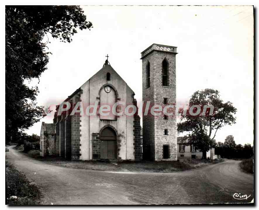 Kirche von Pouzol (Puy-de-Dôme) — Ansicht des Gebäudes mit Turm — Fotografie von CIM