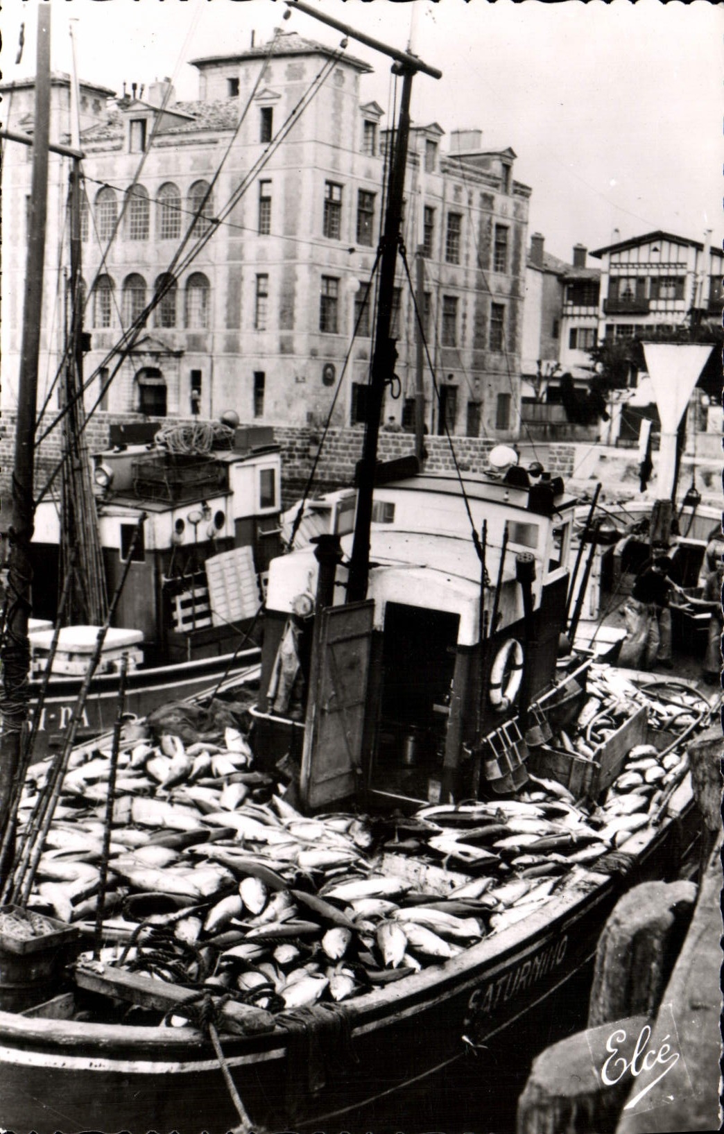 Retour de la pêche aux thons — St-Jean-de-Luz — Éditeur Elcé