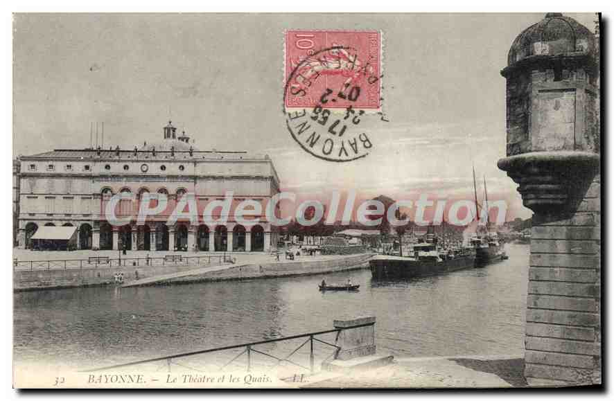 CPA Bayonne Le Theatre et les Quais 
