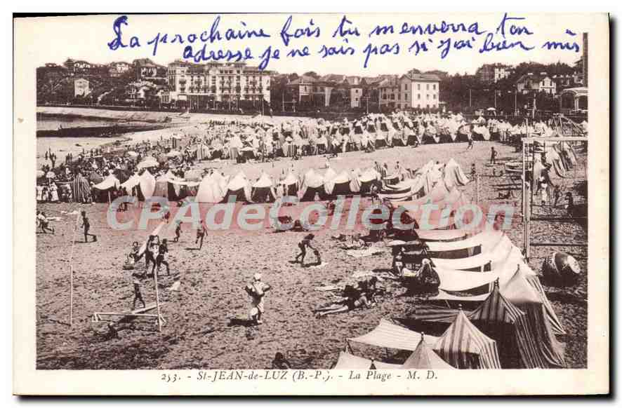 CPA St Jean de Luz Basses Pyrenees La Plage 