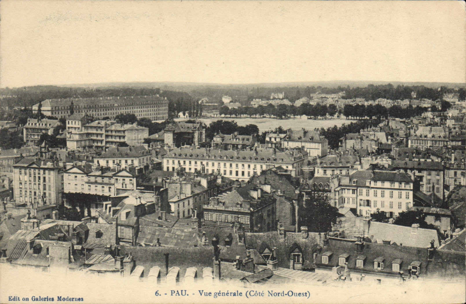 PAU - Vue générale (Côté Nord-Ouest) — Éditeur : Galeries Modernes, n°6