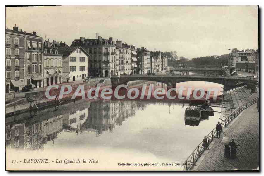 CPA Bayonne Les Quais de la Nive 