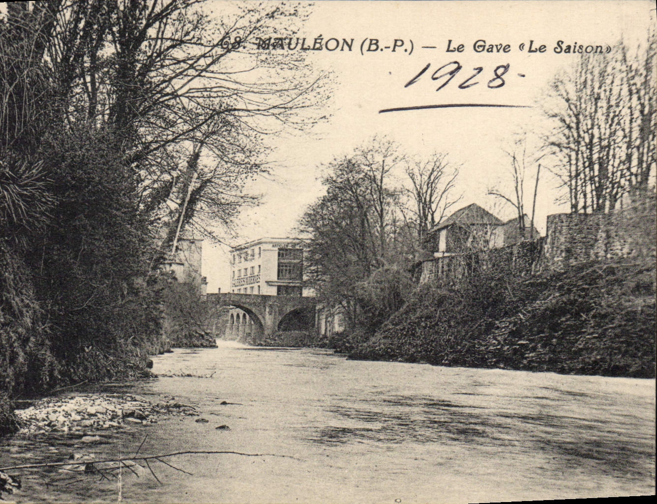 CPA Mauleon Basses Pyrenees Le Gave Le Saison 
