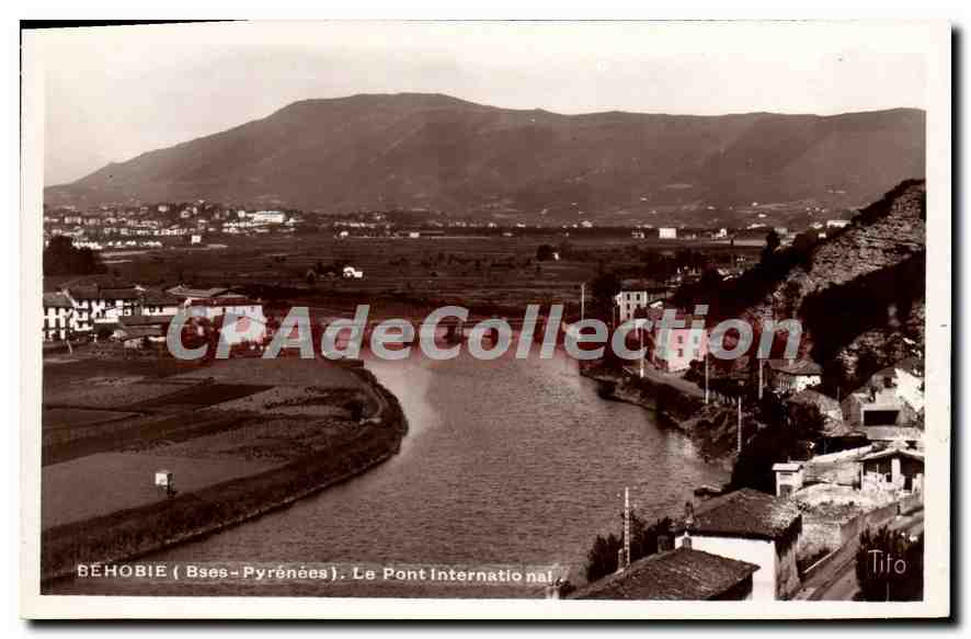 CPA Behobie Basses Pyrenees Le Pont International 