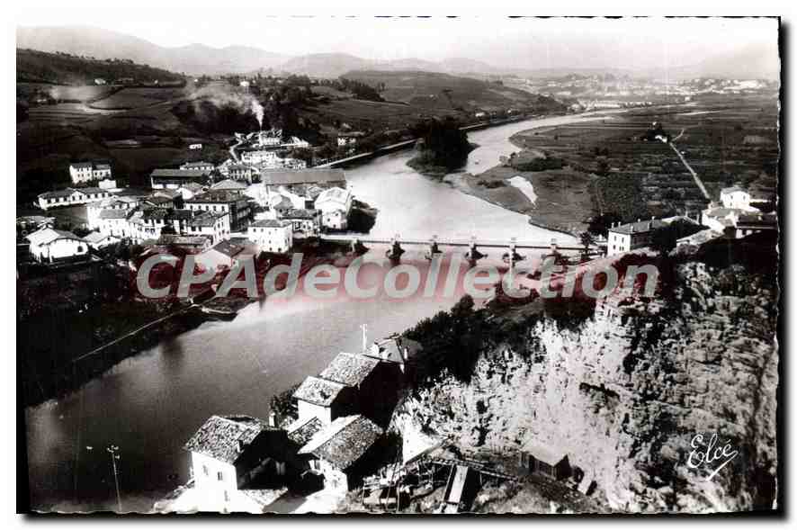 CPA Behobie B Pyr La Bidassoa Le Pont International L'lle des Faisans et Irun 