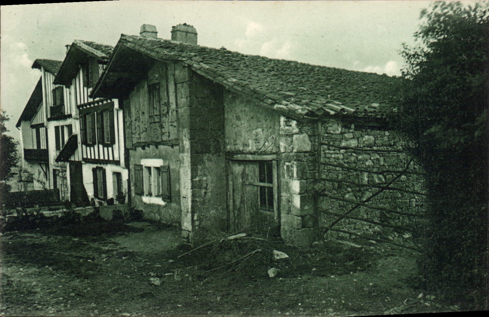 Maison Basque à Bordagains — Pays Basque — Phototypie Marcel Deloy, Bordeneuve