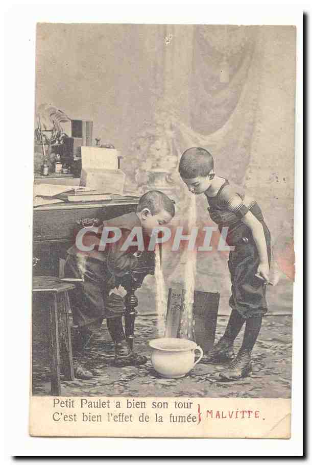 CPA Fantaisie Petit Paulet a bien son tour C'est bien l'effet de la fumee Malvitte (enfants)