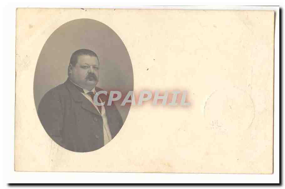 CPA Carte photo (homme gros)