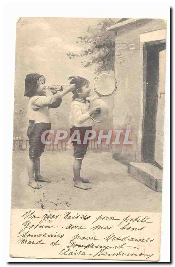 CPA Enfants et musique (trompette timballes)