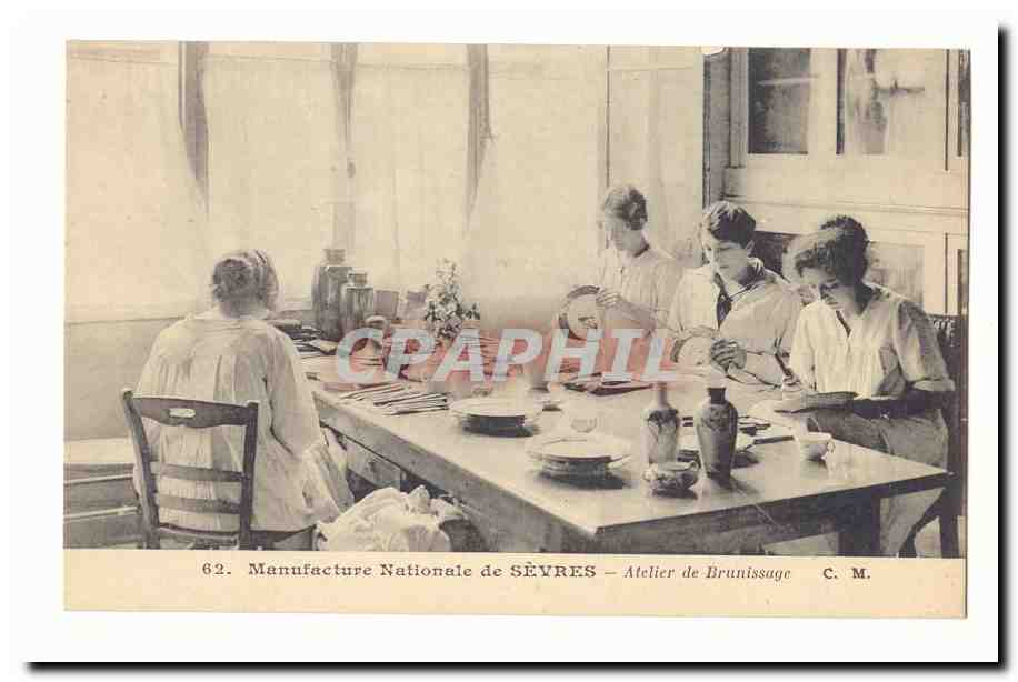 Atelier de Brunissage — Manufacture Nationale de SÈVRES — C. M. n° 62