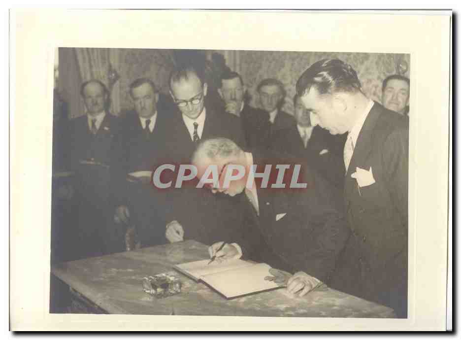 PHOTO Voyage officiel de Mr le President de la Republique en Savoie Mai 1947 Auriol a Evian Hotel de ville