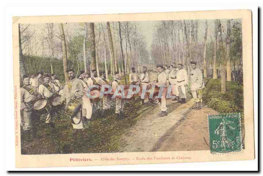 Pilbiviers — Allée des Soupirs — École des Tambours et Clairons