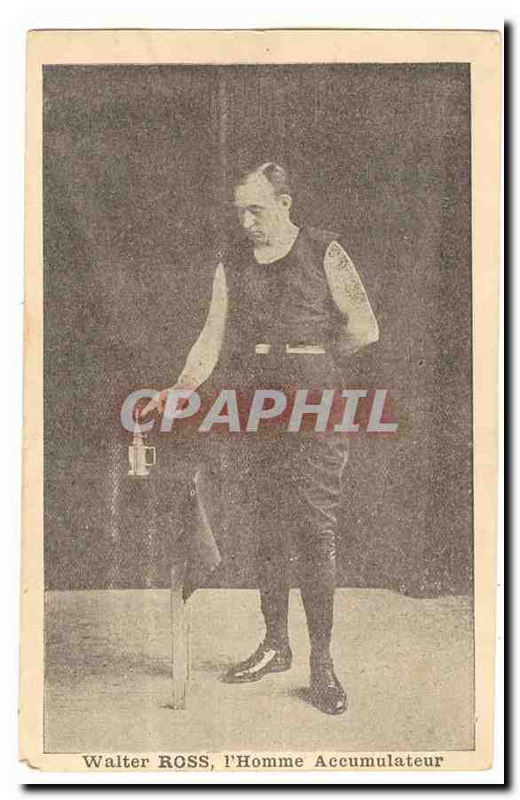 Artiste de Cirque CPA Walter Scott L'homme accumulateur