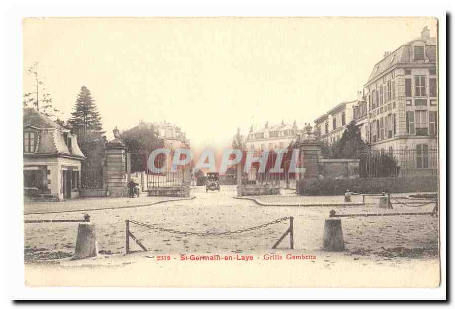 Saint Germain en Laye CPA Grille Gambetta