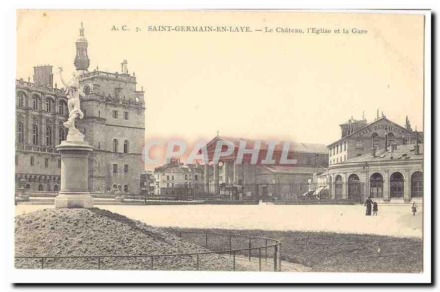 Saint Germain en Laye CPA Le cahteau l'eglise et la gare