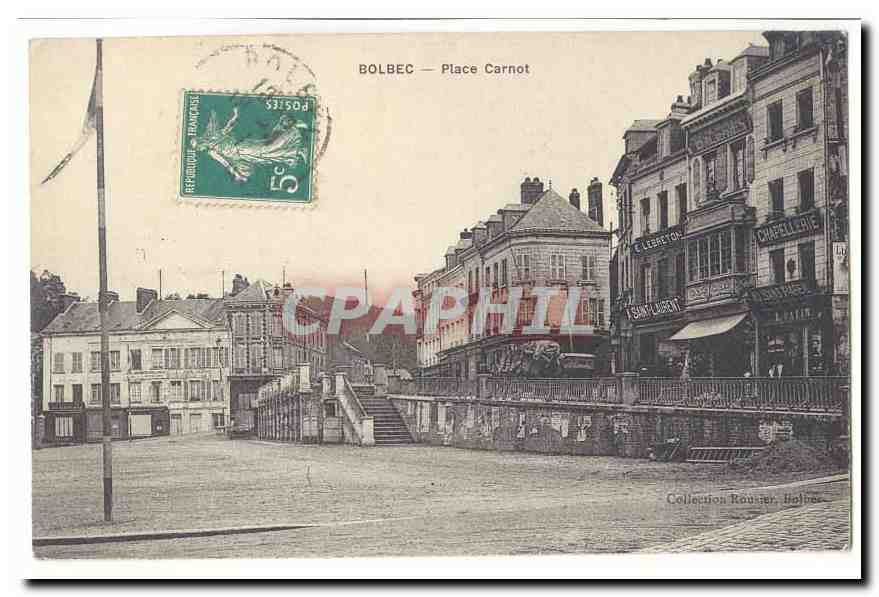 Bolbec CPA Place Carnot (commeces dont chapellerie)