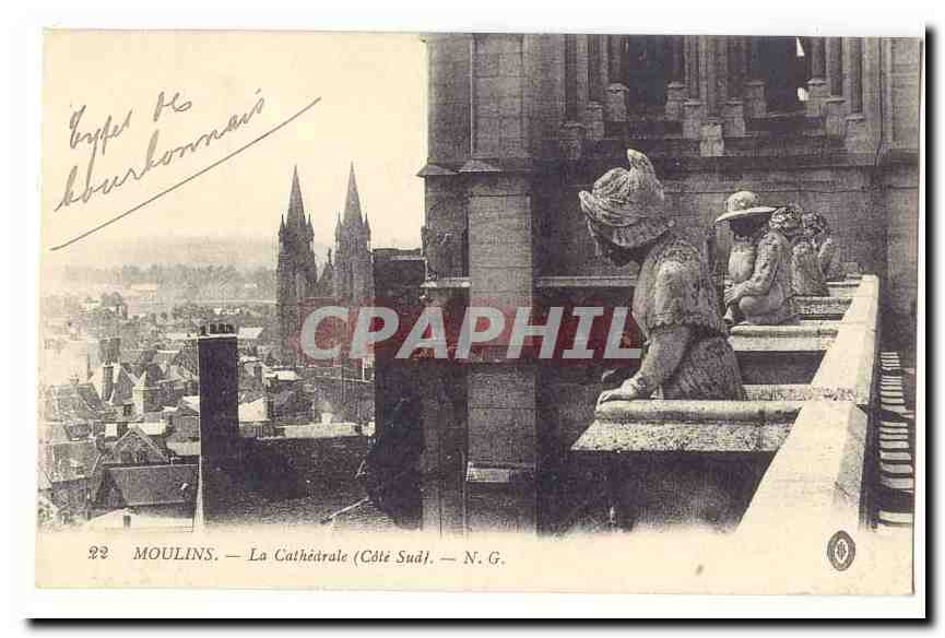 Moulins CPA La cathedrale (Cote Sud)