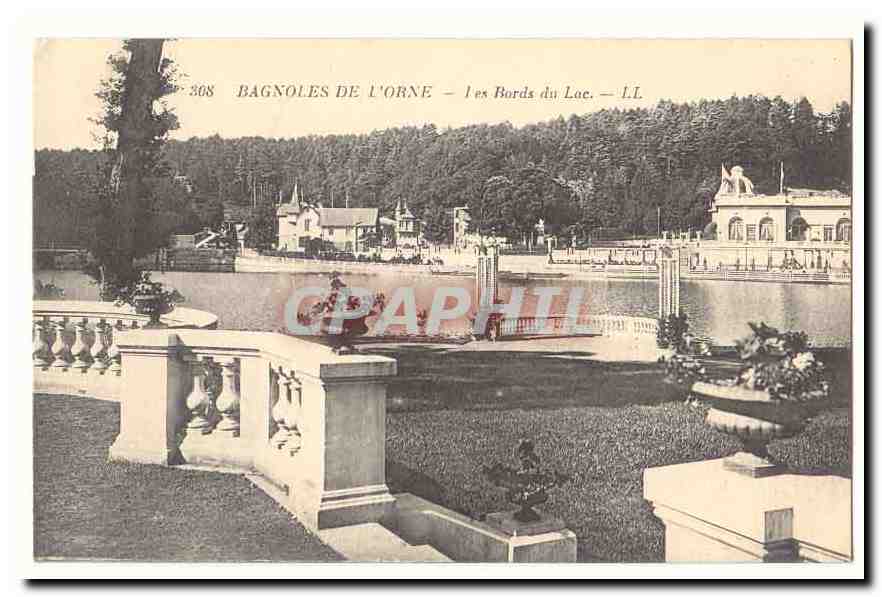 Bagnoles de l'orne CPA Les bords du lac