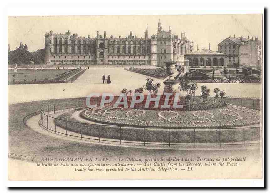 Saint Germain en Laye CPA Le chateau pris du rond point de la terrasse ou fut presente le traite de paix