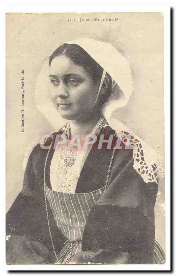 CPA Jeune fille de Baud (Bretagne coiffe)