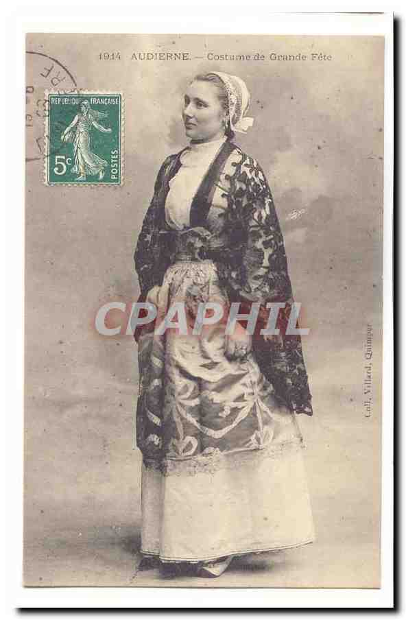 Audierne CPA Costume de Grande Fete (Bretagne)