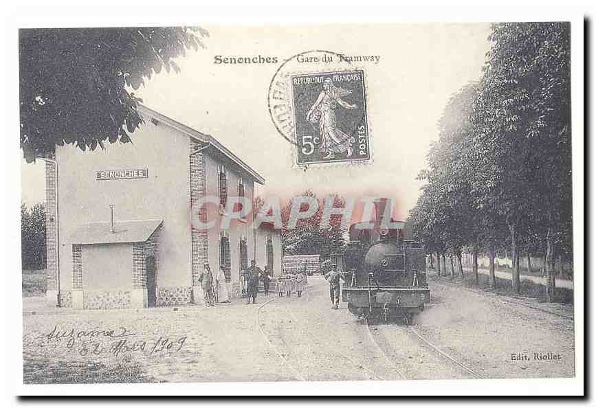 REPRODUCTION Senonches La gare de tramway