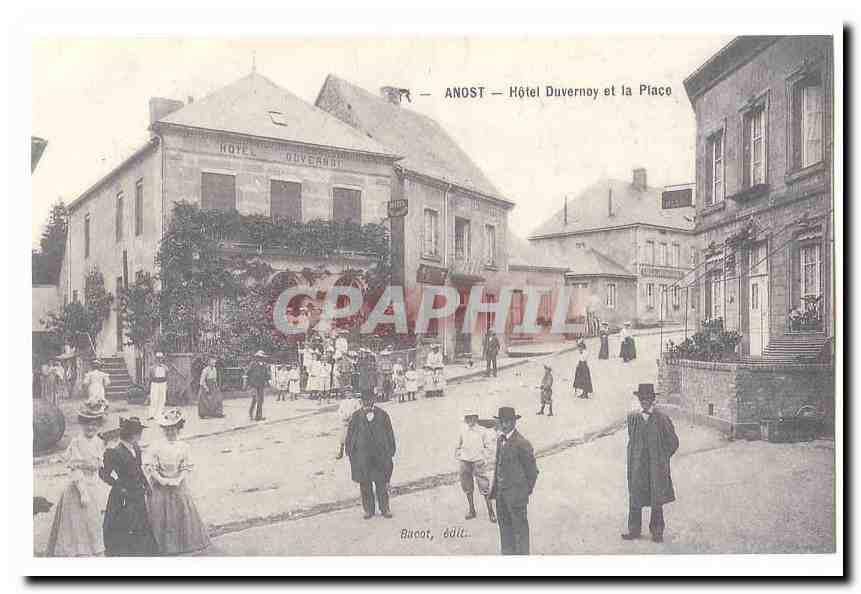 Anost — Hôtel Duvernoy et la Place