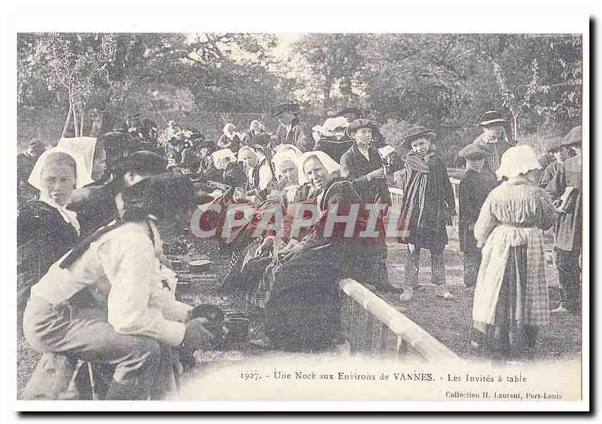 REPRODUCTION CPA Une noce aux environs de Vannes Les invites a table