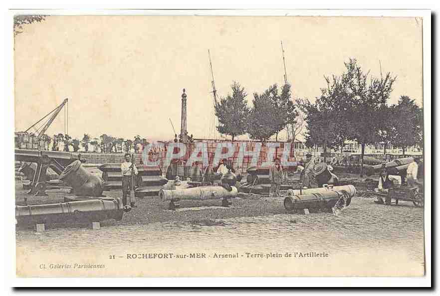 Rochefort sur Mer CPA Arsenal Terre plein de l'artillerie (tres animee)