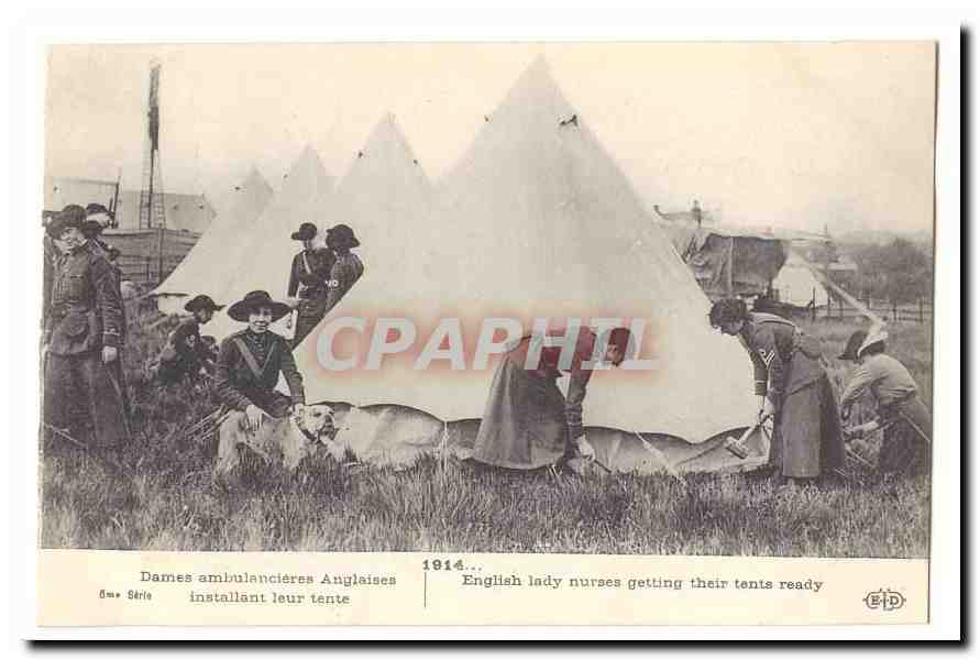 Dames ambulancières Anglaises installant leur tente — 1914 — Édition E.P.D. — Série 8me