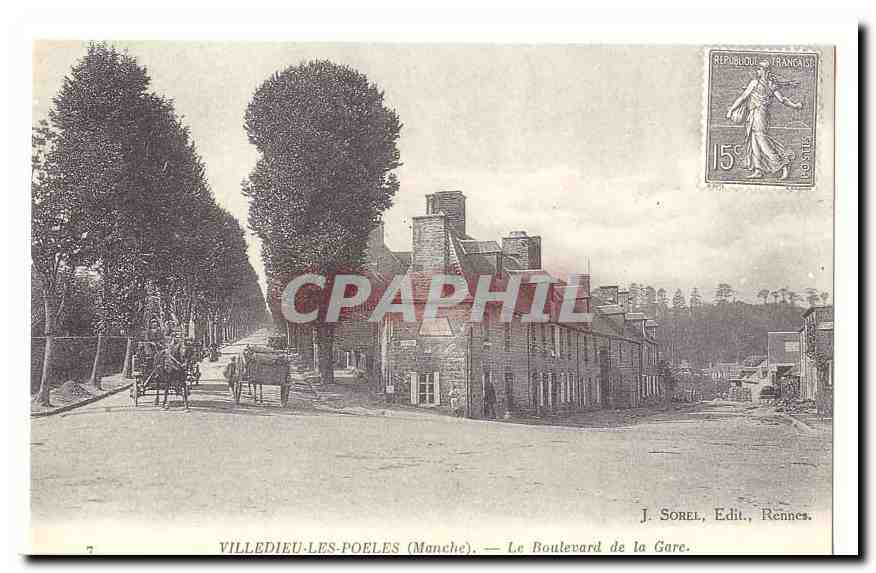 Villedieu Les Poeles (Manche) CPA Le boulevard de la gare (reproduction)